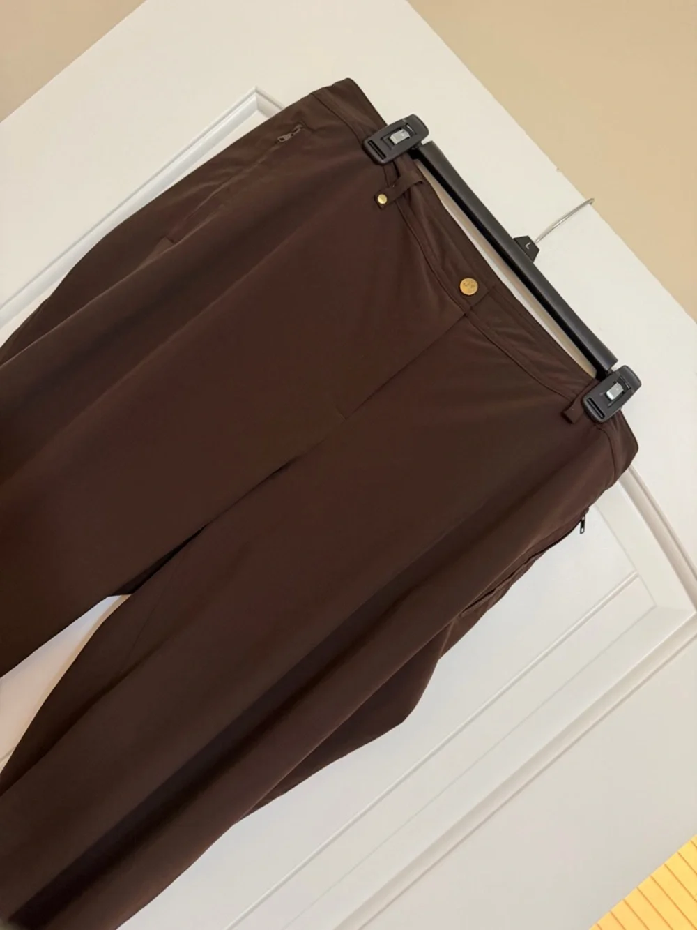 Chico's Zenergy Chocolate Brown Straight Size Zip Active Wear Pants Sz 2R (12R) - Picture 3 of 15